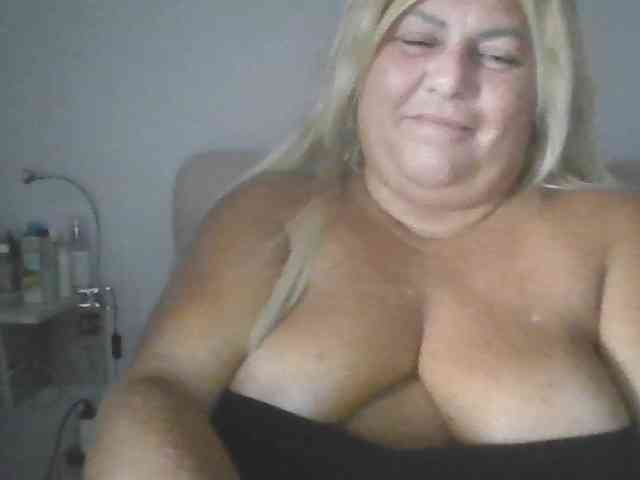 Modella: sexydeby