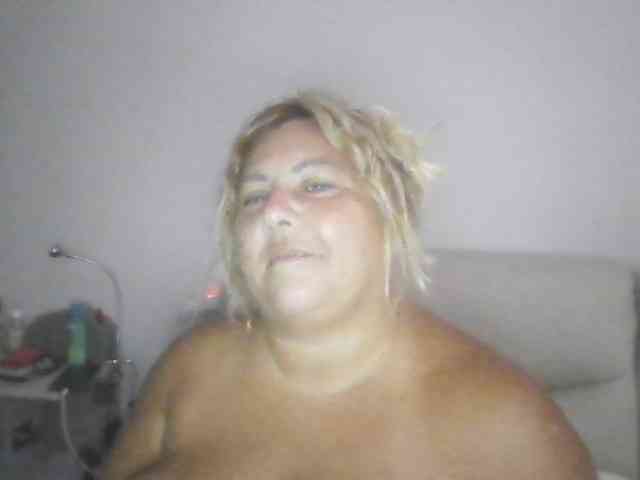 sexydeby webcam