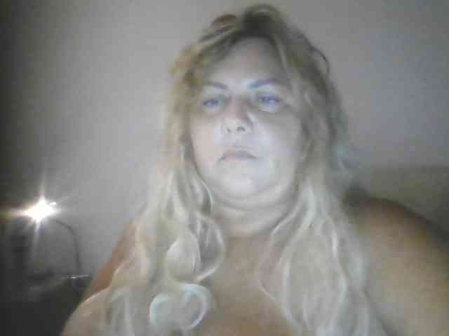 sexydeby webcam