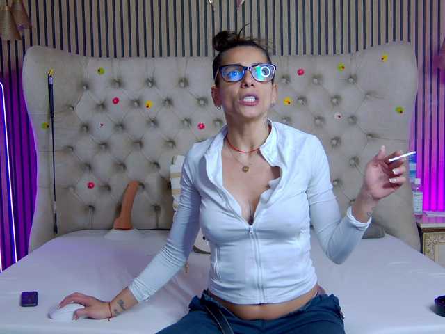 TastyShow's BongaCams show and profile