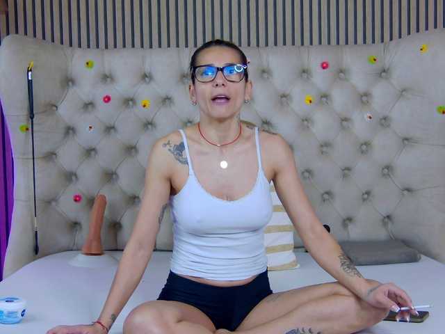 TastyShow's BongaCams show and profile