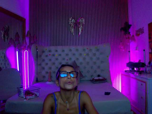 TastyShow live webcam show