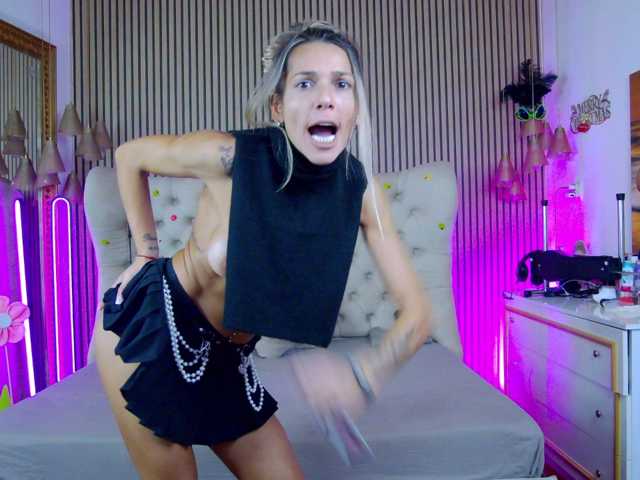 TastyShow live cam on BongaCams