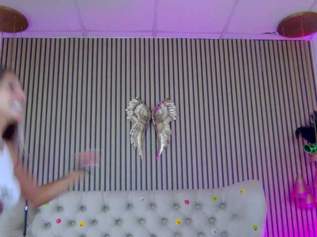 TastyShow live cam on BongaCams