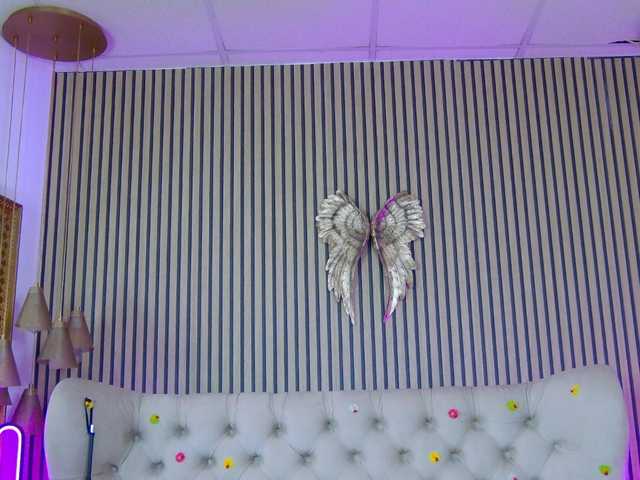 TastyShow live cam on BongaCams