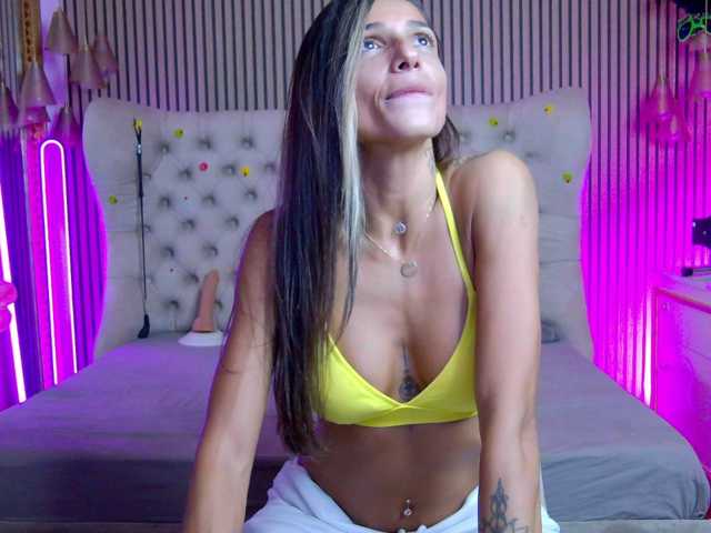 TastyShow live cam preview