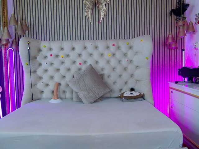 TastyShow live cam on BongaCams