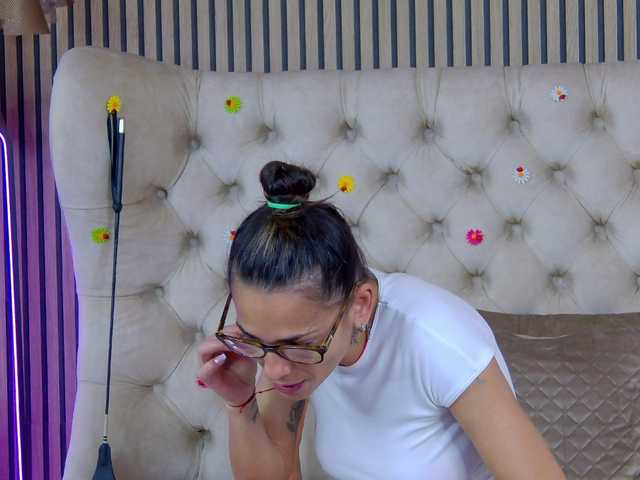 TastyShow's BongaCams show and profile