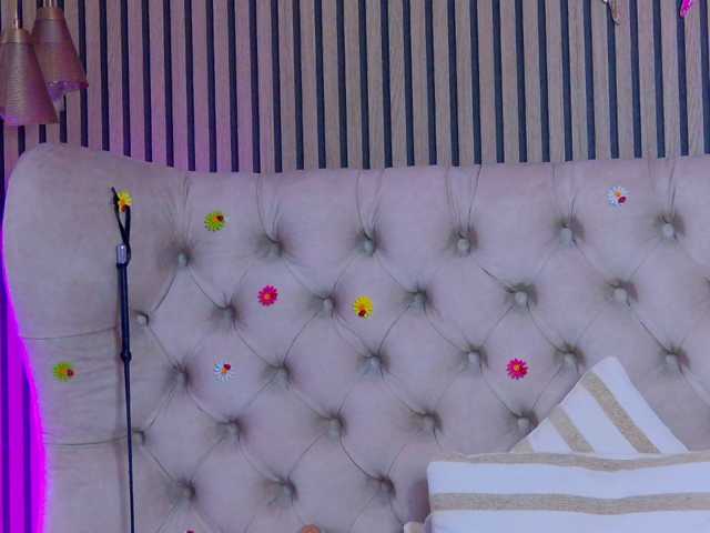 TastyShow live cam preview