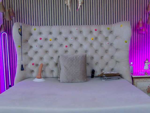 TastyShow live cam on BongaCams