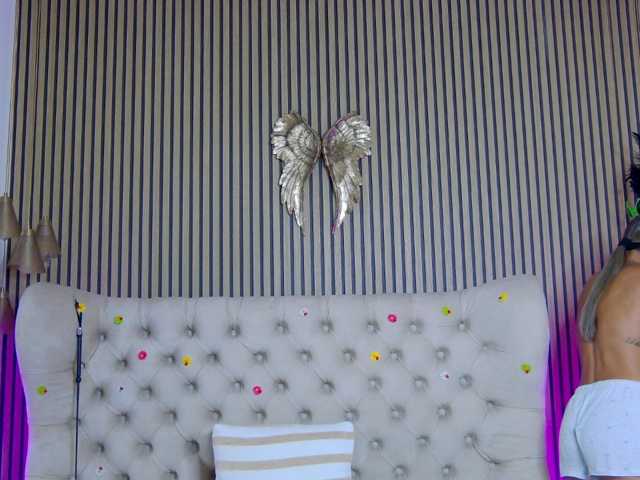 TastyShow live cam on BongaCams