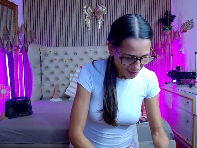 TastyShow live cam on BongaCams
