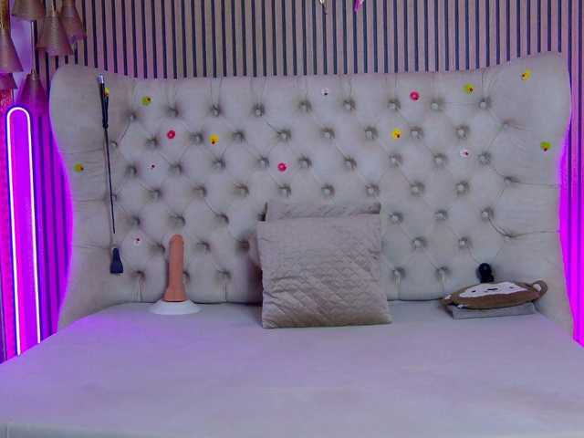 TastyShow live cam on BongaCams