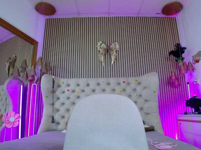 TastyShow live cam on BongaCams