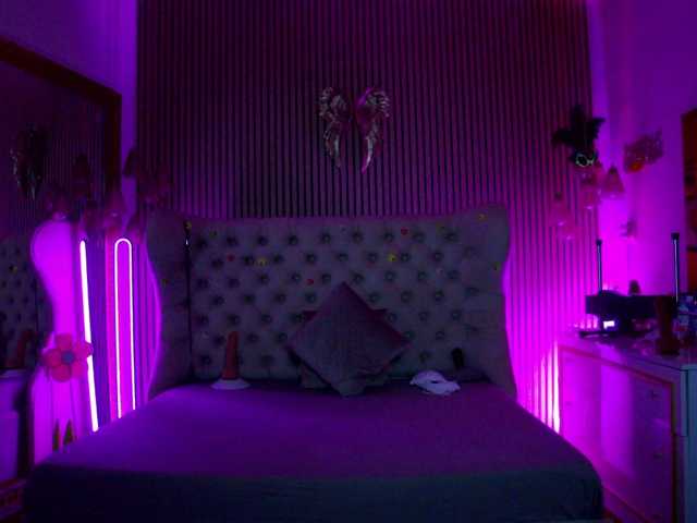 TastyShow live cam on BongaCams