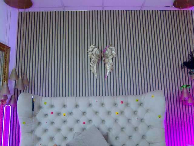 TastyShow live cam on BongaCams