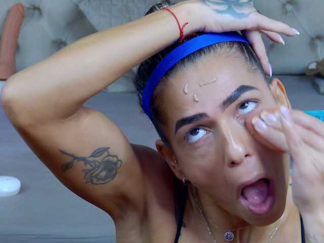 TastyShow live cam on BongaCams