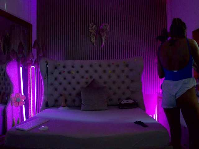 TastyShow live webcam show