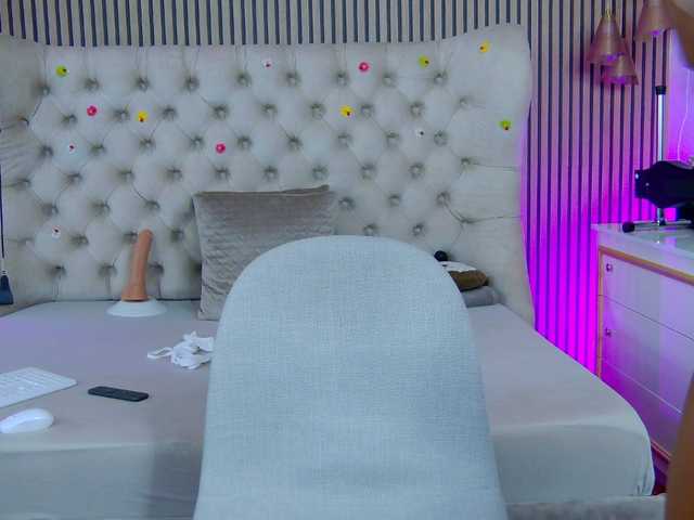 TastyShow live cam on BongaCams