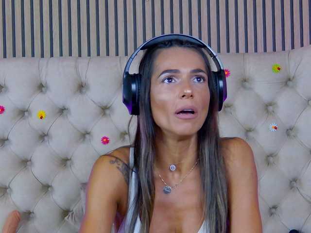 TastyShow live cam on BongaCams