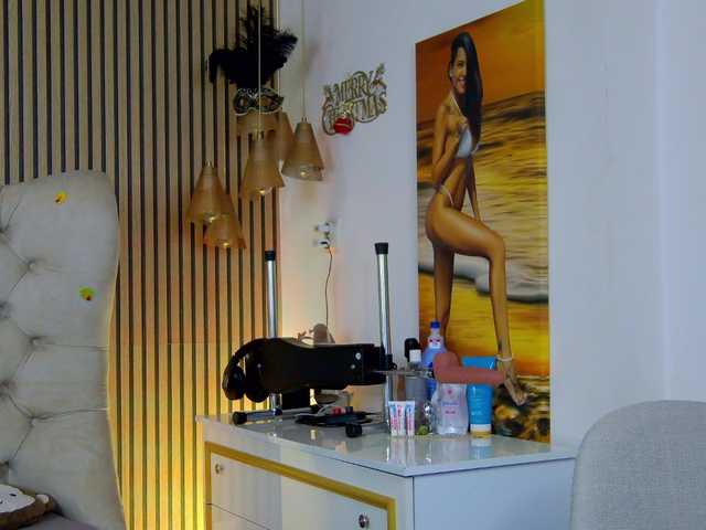 TastyShow live cam on BongaCams