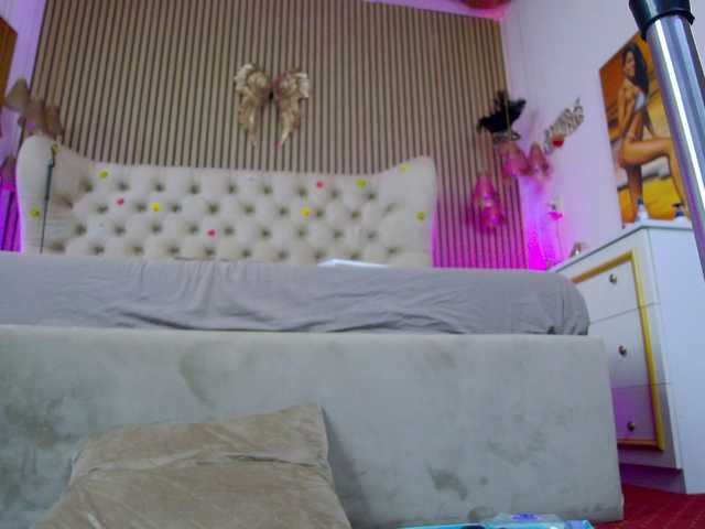TastyShow live cam on BongaCams