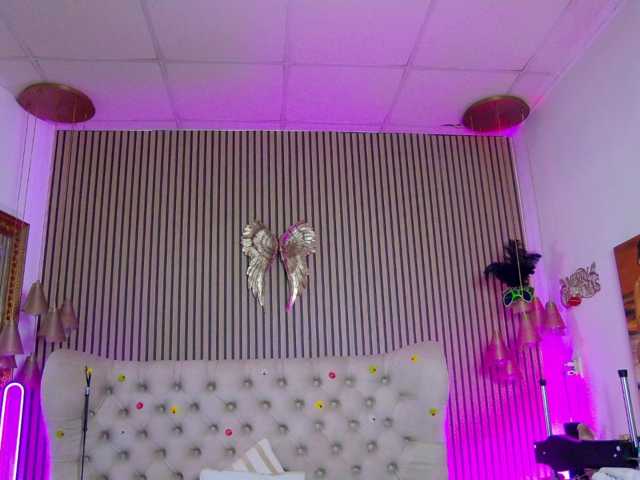 TastyShow live cam on BongaCams