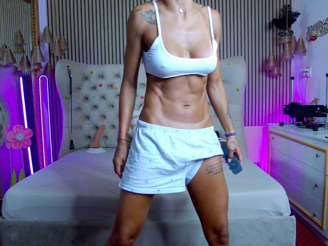 TastyShow live cam on BongaCams