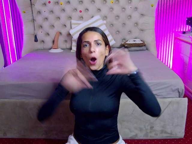 TastyShow live cam on BongaCams