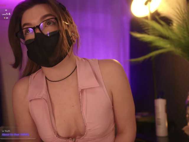 arimass, en vivo ahora en BongaCams