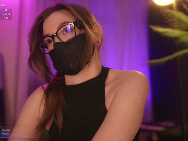 le modèle arimass est en webcam porno dans un show sur le site bongacams, il possède les tags suivants: White/Caucasian,Redhead,Shaved