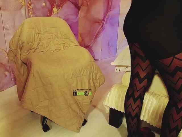 MissVeloriaaasss webcam