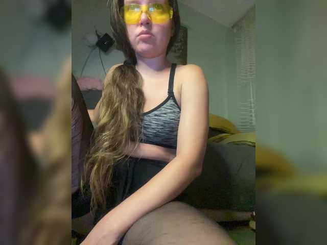 MayLily live webcam show