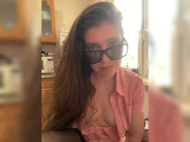 SweetLoveKiss live cam on BongaCams