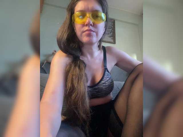 MayLily live webcam show