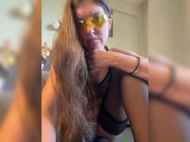 SweetLoveKiss live cam on BongaCams
