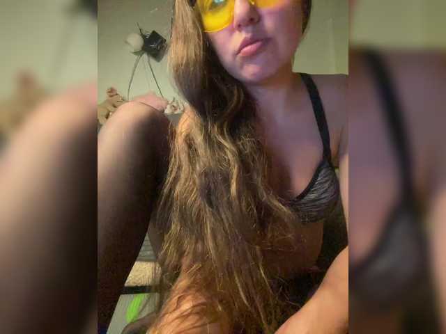 SweetLoveKiss live cam on BongaCams