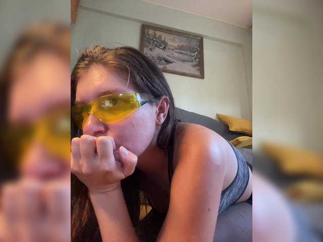 MayLily live webcam show