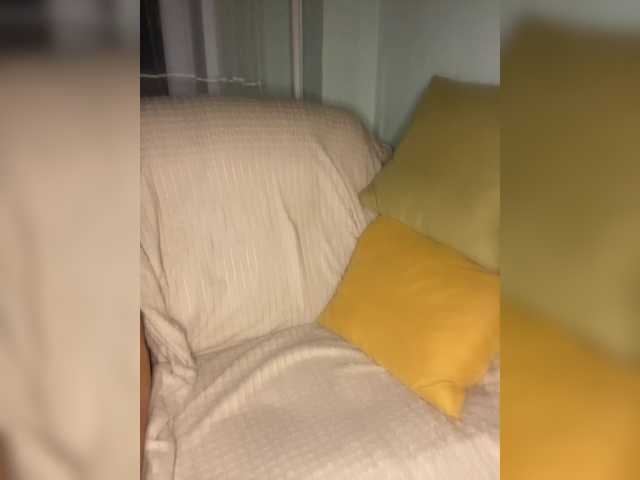 le modèle MayLily est en webcam porno dans un show sur le site bongacams, il possède les tags suivants: White/Caucasian,Brunette,Shaved