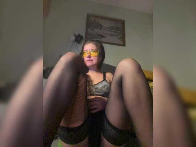 MayLily live webcam show