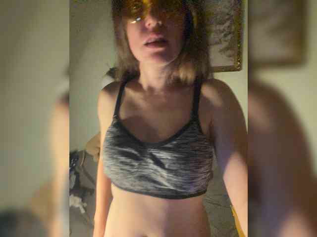 MayLily webcam