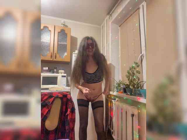 MayLily webcam