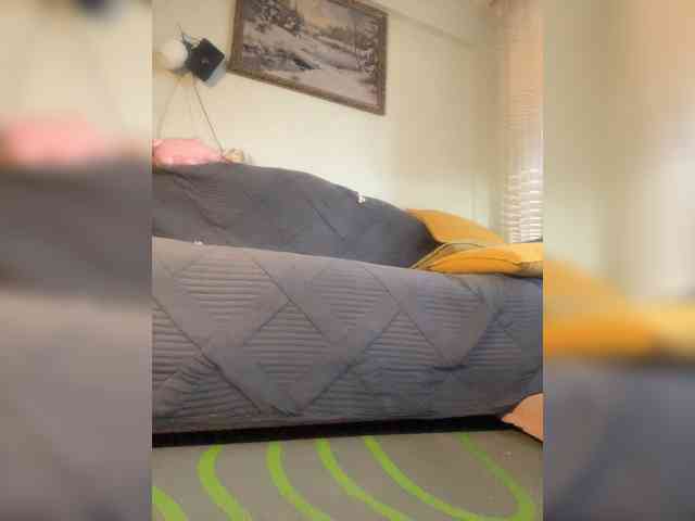 MayLily webcam