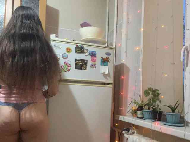 MayLily webcam