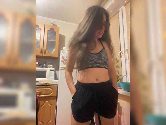 MayLily webcam