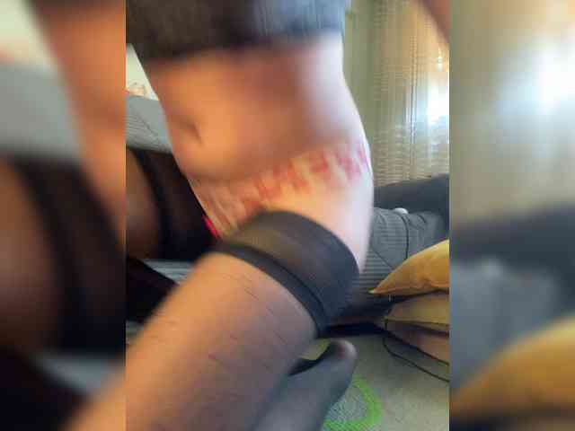 MayLily webcam