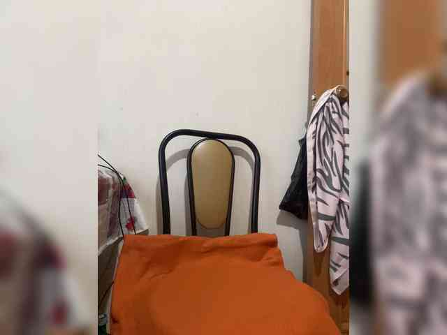 MayLily webcam