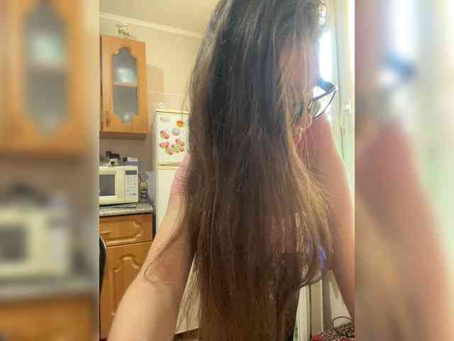 MayLily webcam