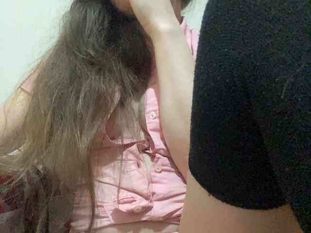 MayLily webcam