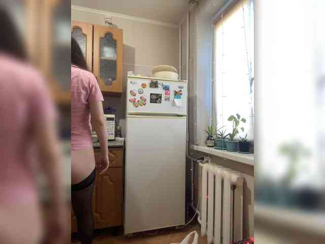 MayLily webcam